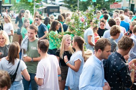 hoe maak je vrienden in een nieuwe stad|8 manieren om mensen te ontmoeten in een nieuwe stad